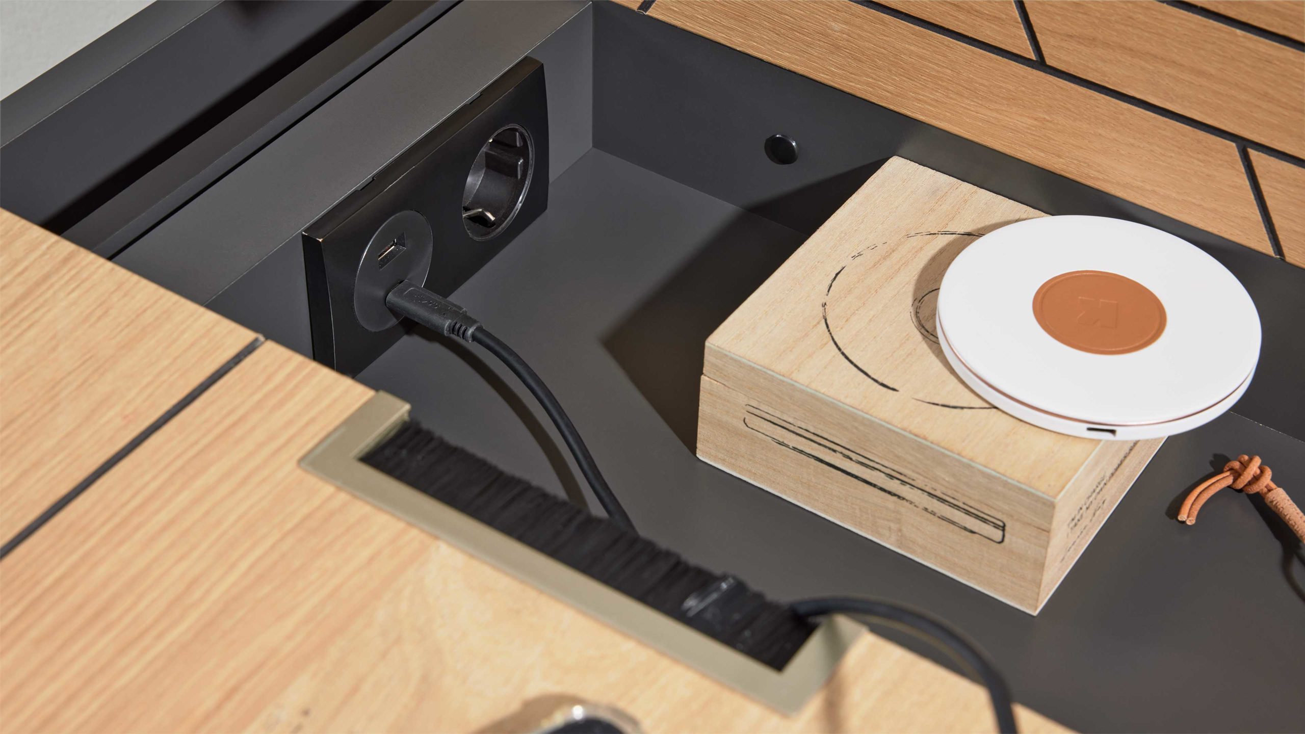 Interliving Wohnzimmer Serie 2108 - Schreibtisch 780125