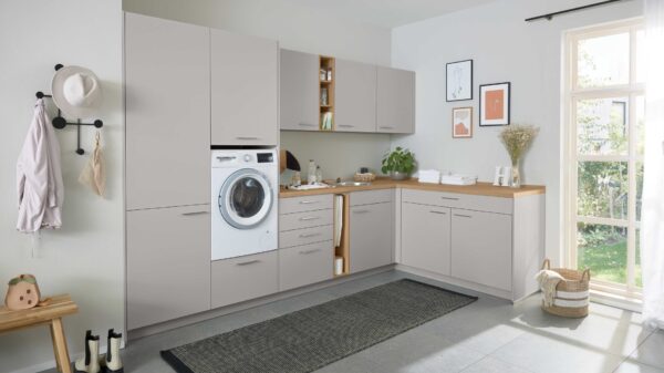 Culineo® Einbauküche C615 mit AEG Einbaugeräten